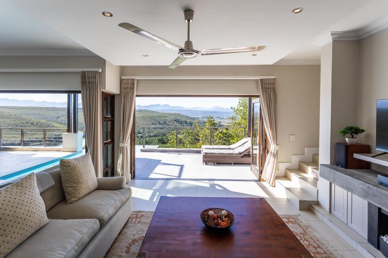 4 Bedroom Property for Sale in Baron View Western Cape